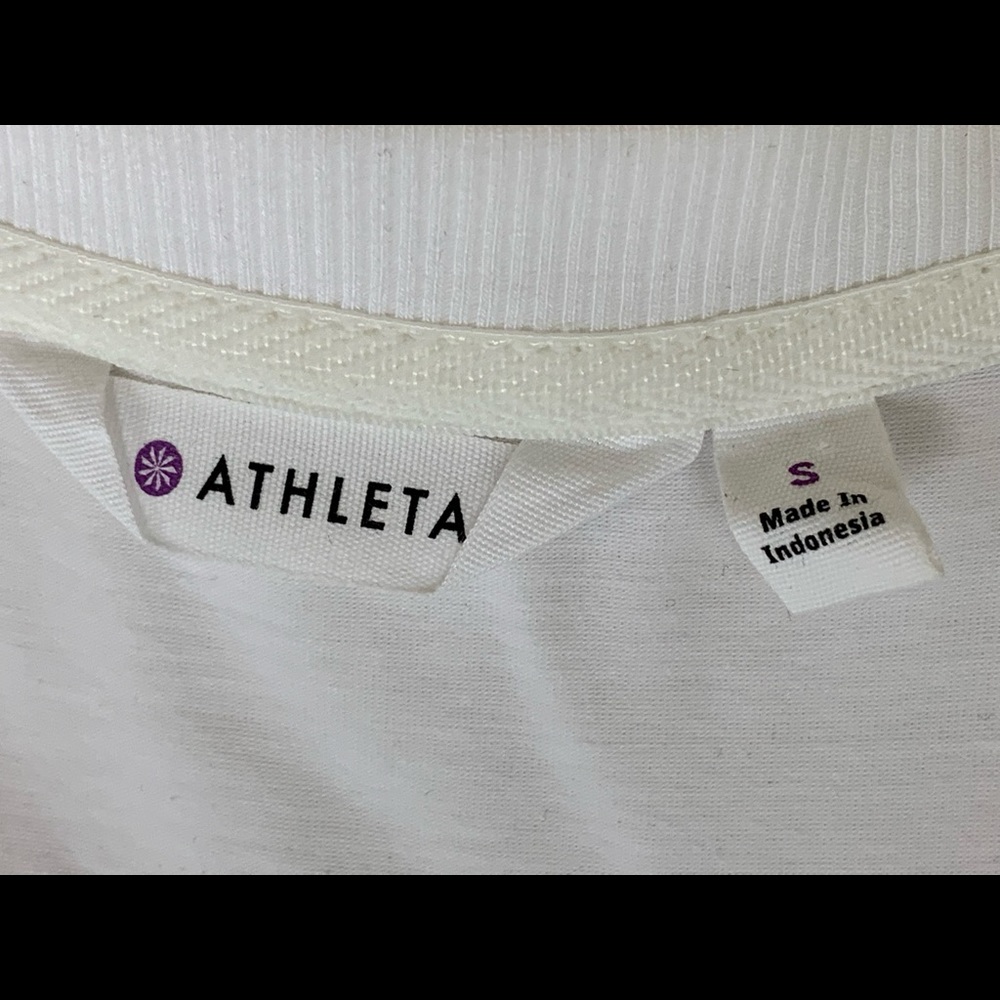 V-neck T-shirt dress - Picture 5 of 6